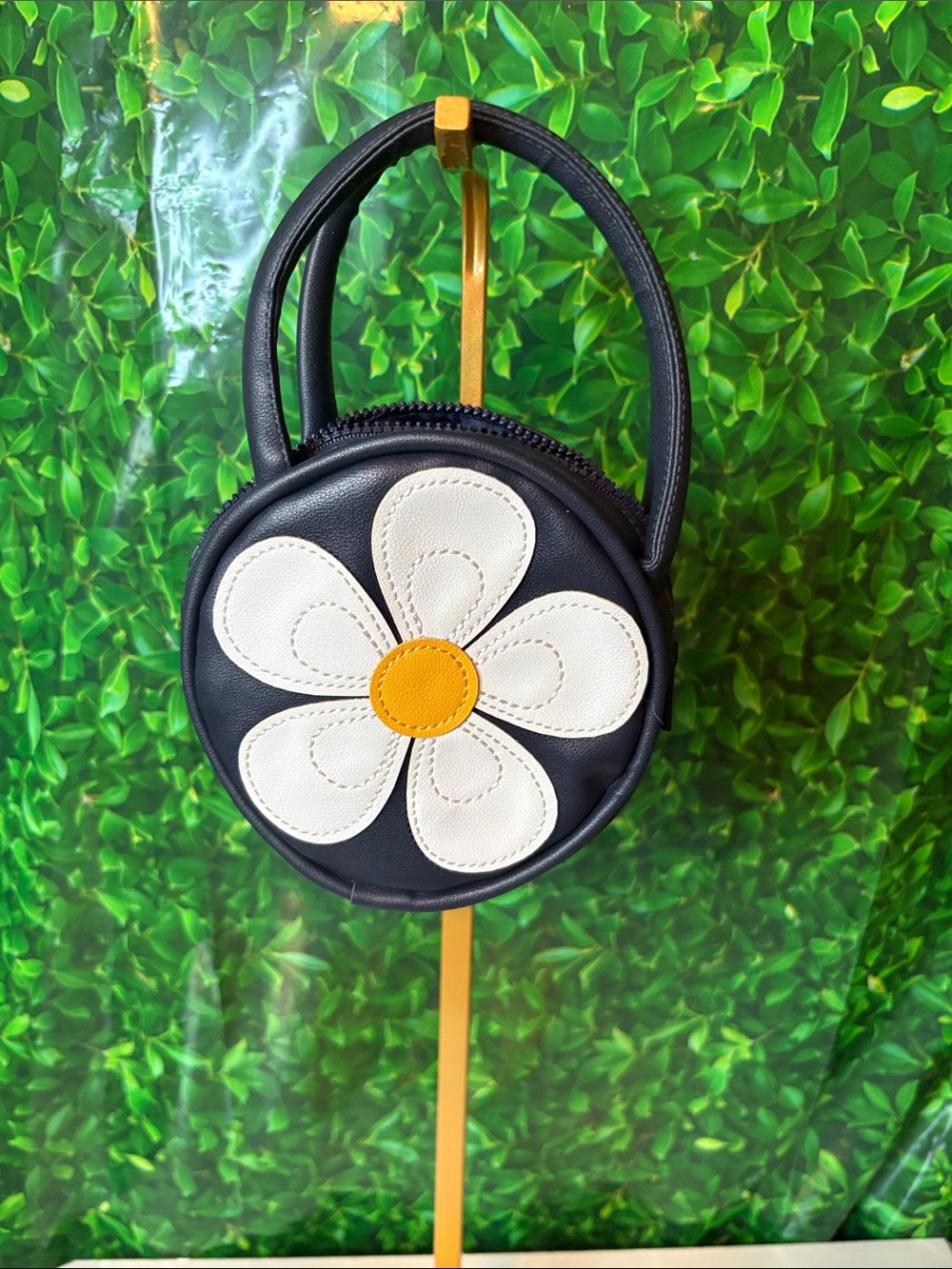Women's Black Daisy Accent Round Handbag - Unbranded